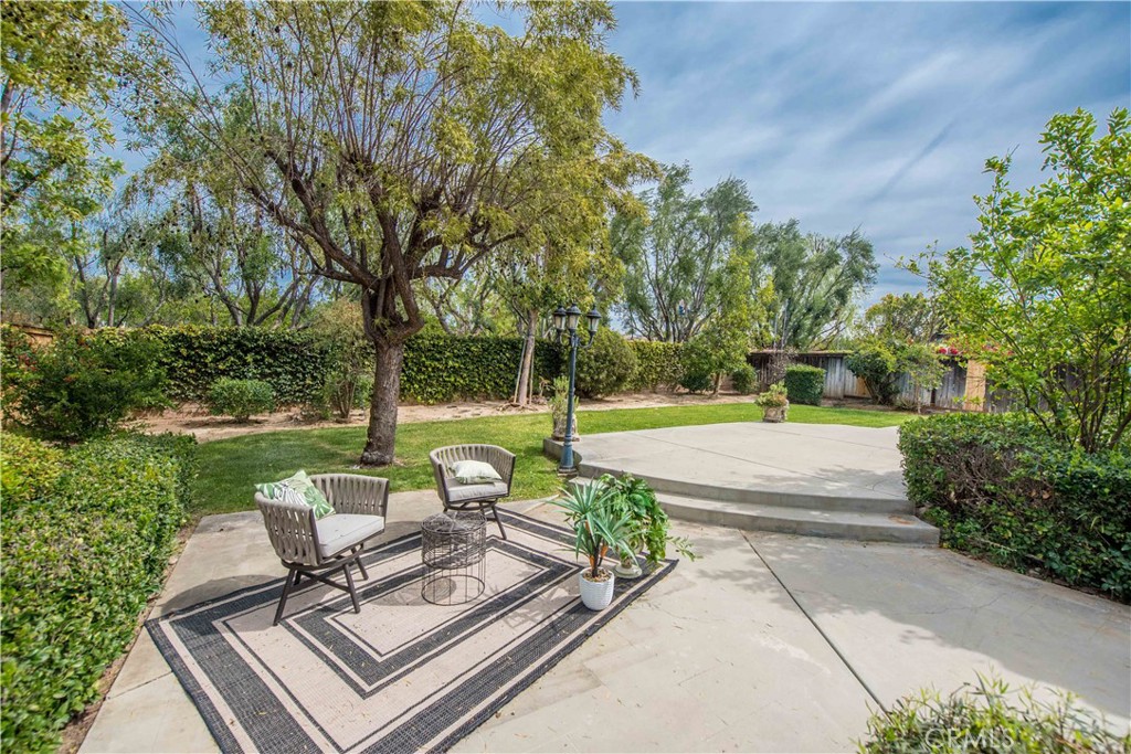 4285 Gardendale Court Riverside, CA 92505 - Photo 38 of 46