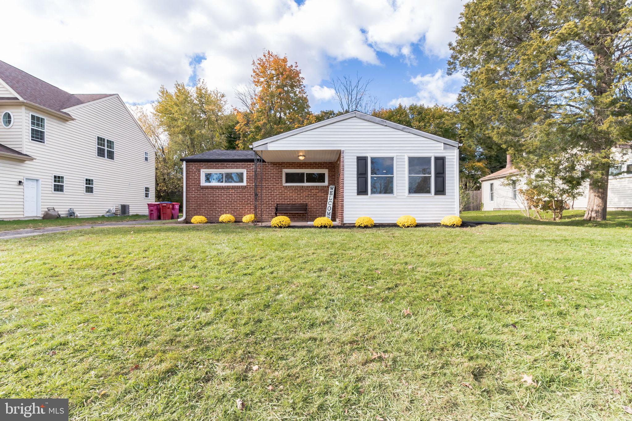 29 Henry Road Norristown, PA 19403 - Photo 1 of 27 Gallery Image 1