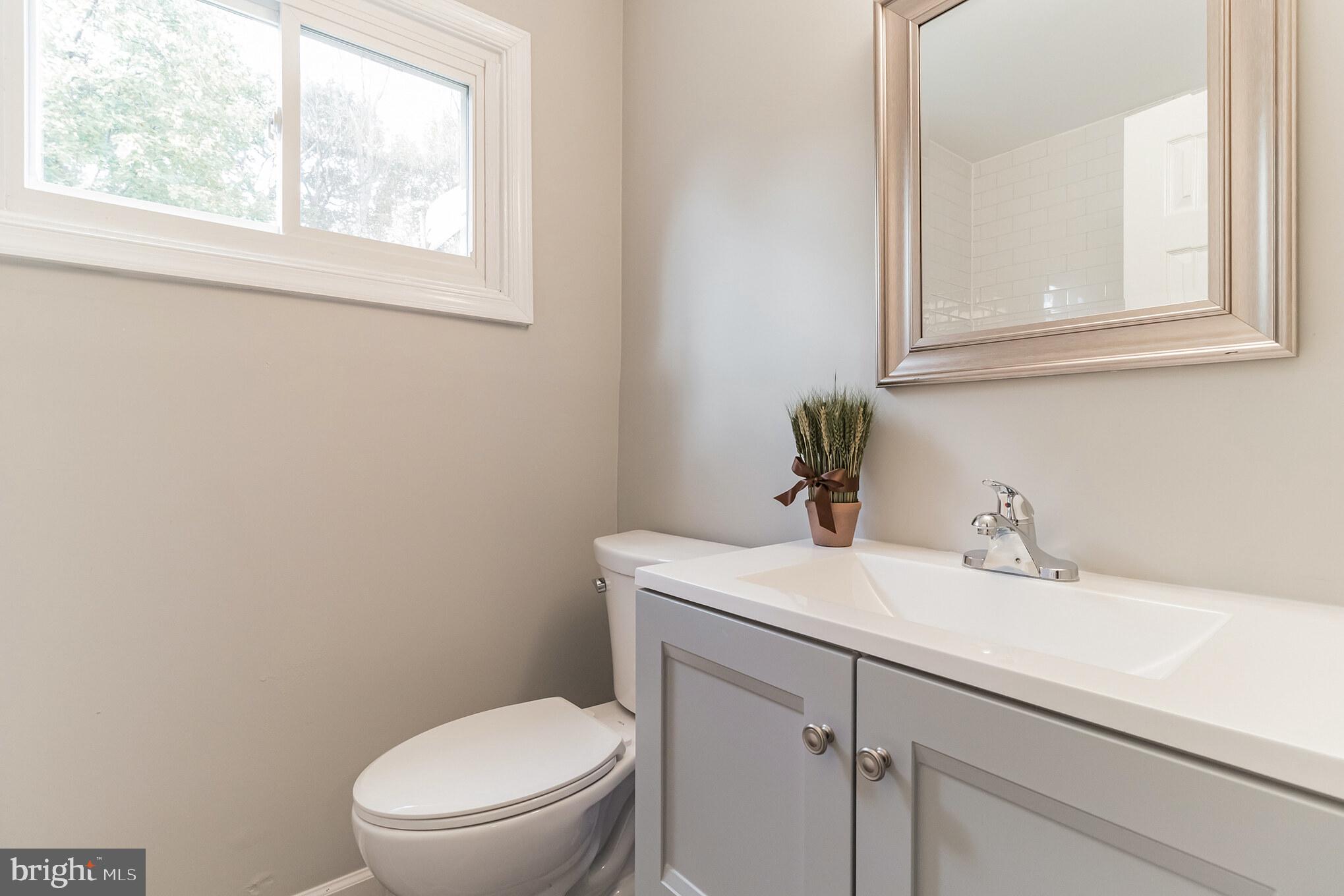 29 Henry Road Norristown, PA 19403 - Photo 17 of 27 Gallery Image 17