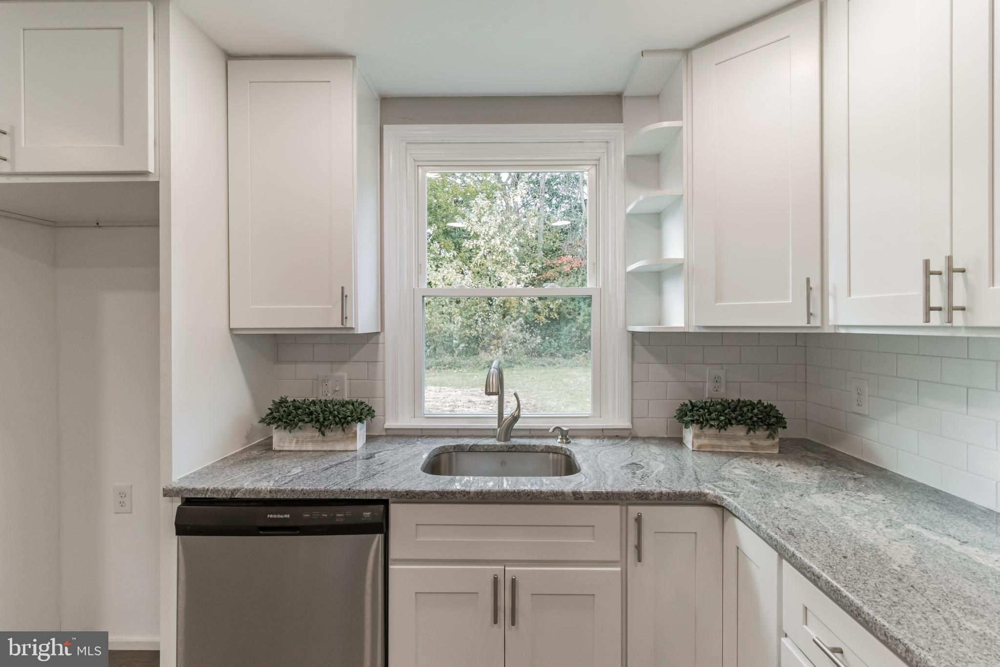 29 Henry Road Norristown, PA 19403 - Photo 4 of 27 Gallery Image 4