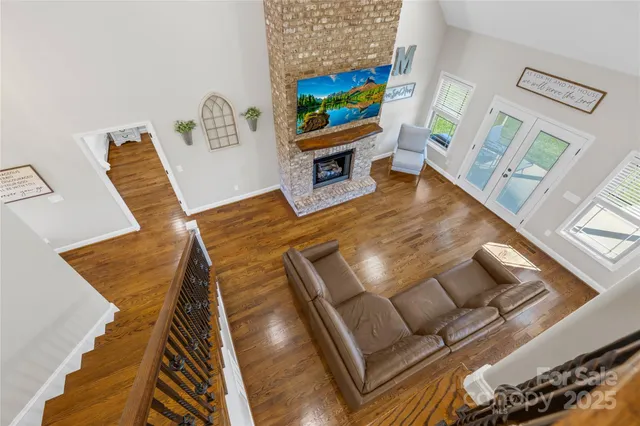 $759,900 | 895 Oak Ridge Farms Circle, Newton, NC 28658