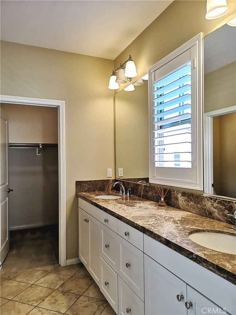 106 Pendant Irvine, CA 92620 - Photo 16 of 19
