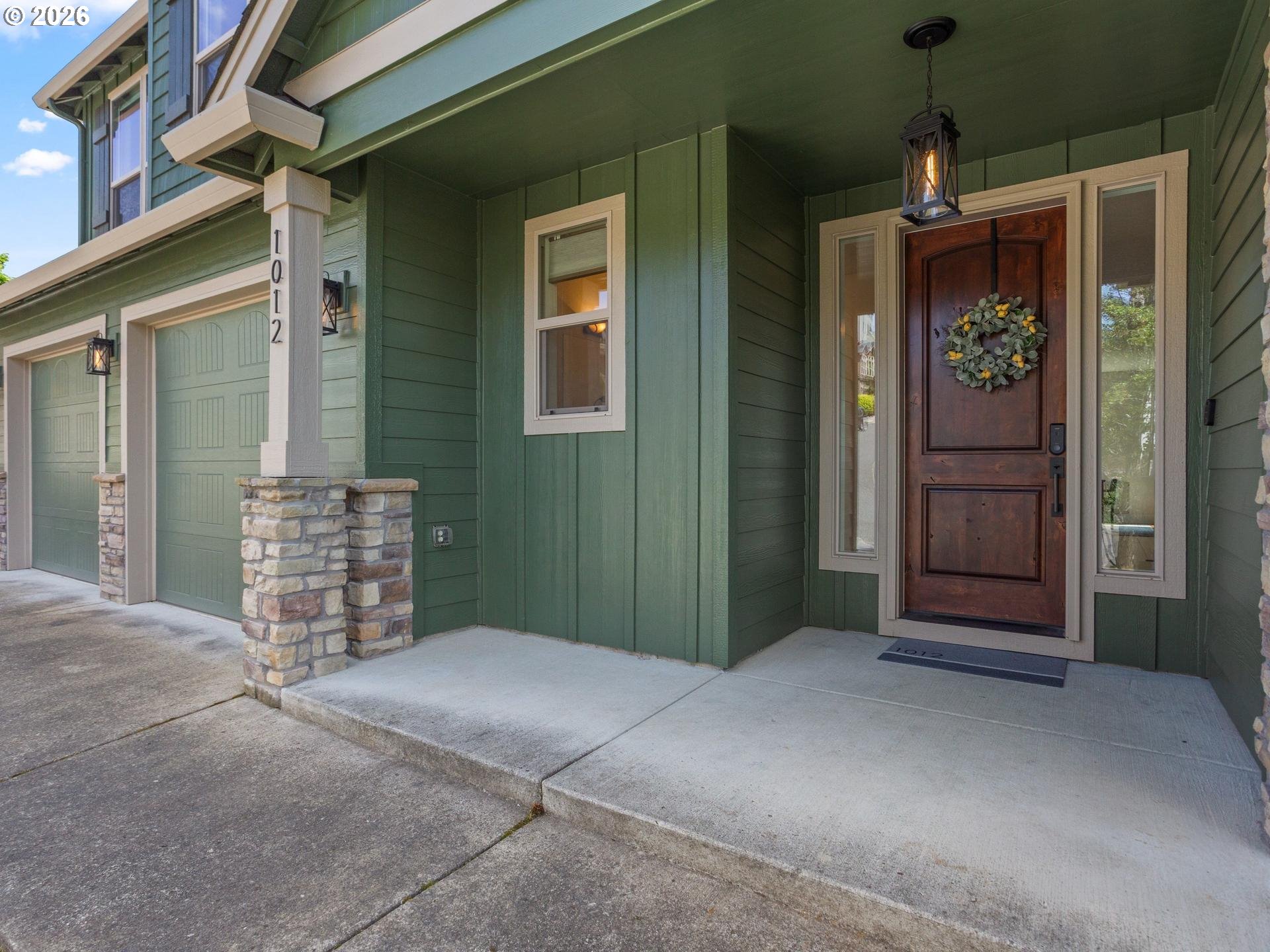 1012 Northwest Goodwin Street Camas, WA 98607 - Photo 2 of 44 a view of entryway with brick walls