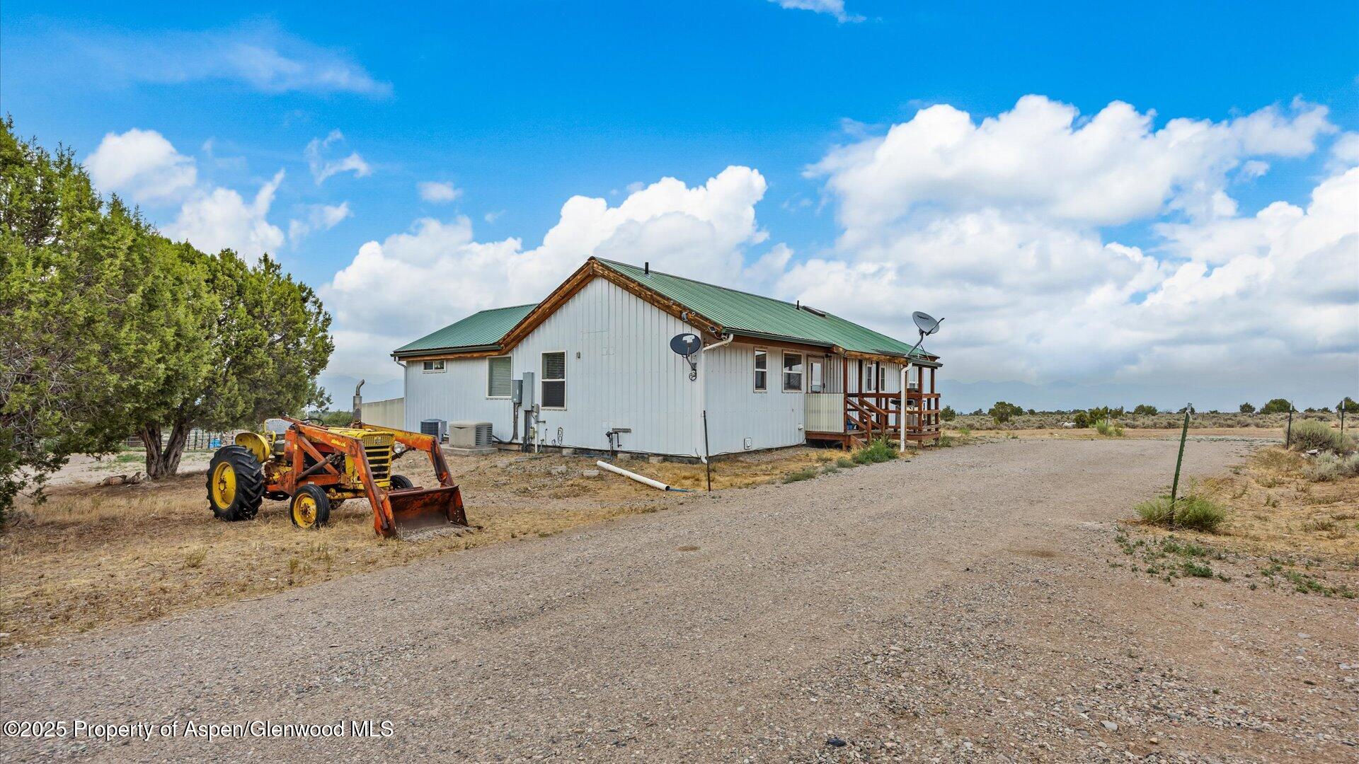2051 Grass Mesa Road Rifle, CO 81650 - Photo 3 of 33 06-2051 Grass Mesa Rd-3