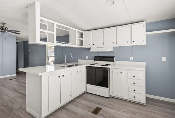 $1,200 | 2222 North Austin Avenue, Unit 44, Pearland, TX 77581