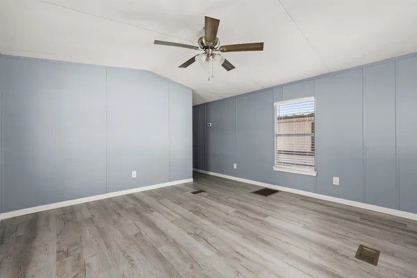 $1,200 | 2222 North Austin Avenue, Unit 44, Pearland, TX 77581