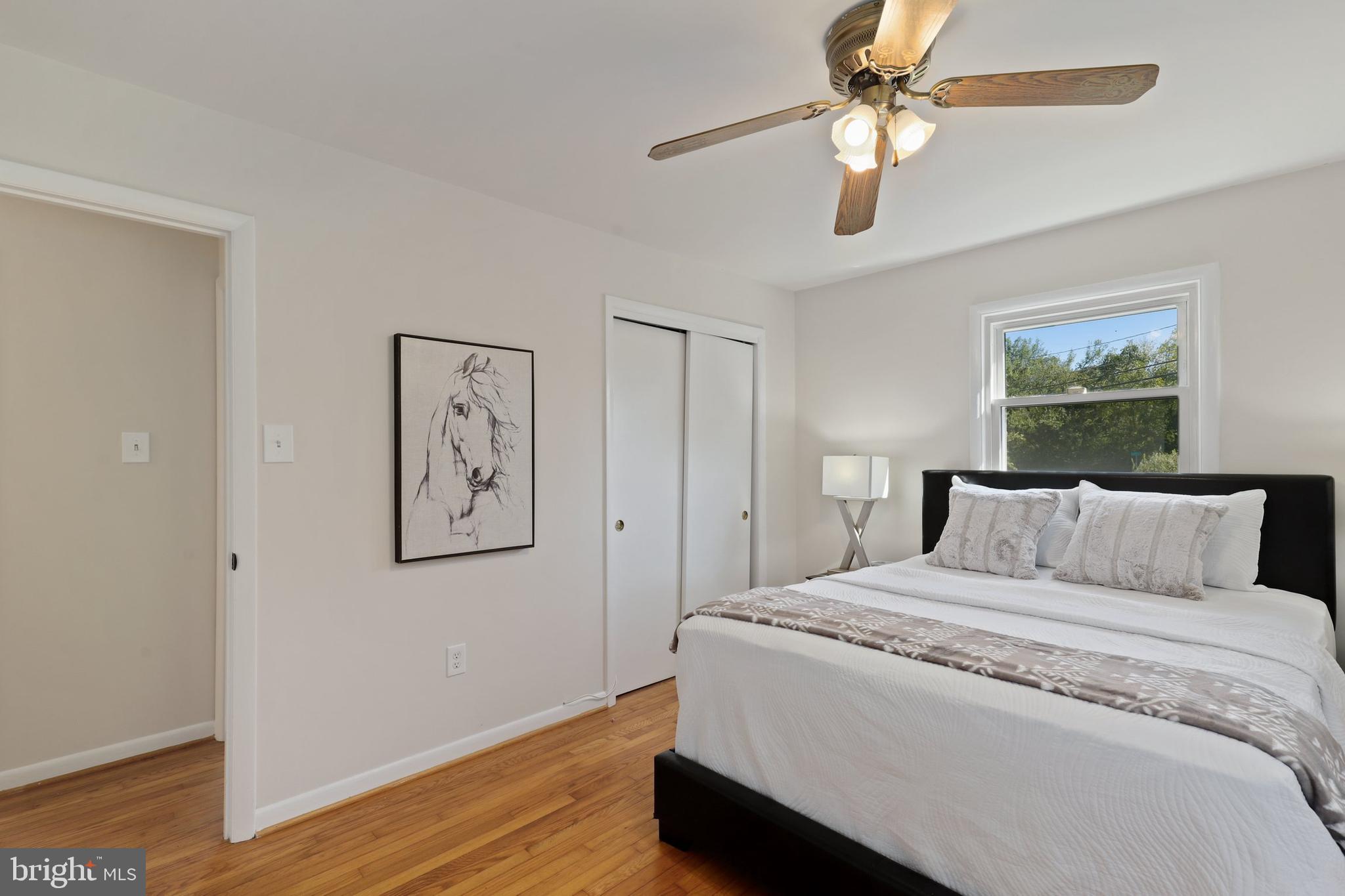 6705 Barrett Road Falls Church, VA 22042 - Photo 18 of 29 Gallery Image 18