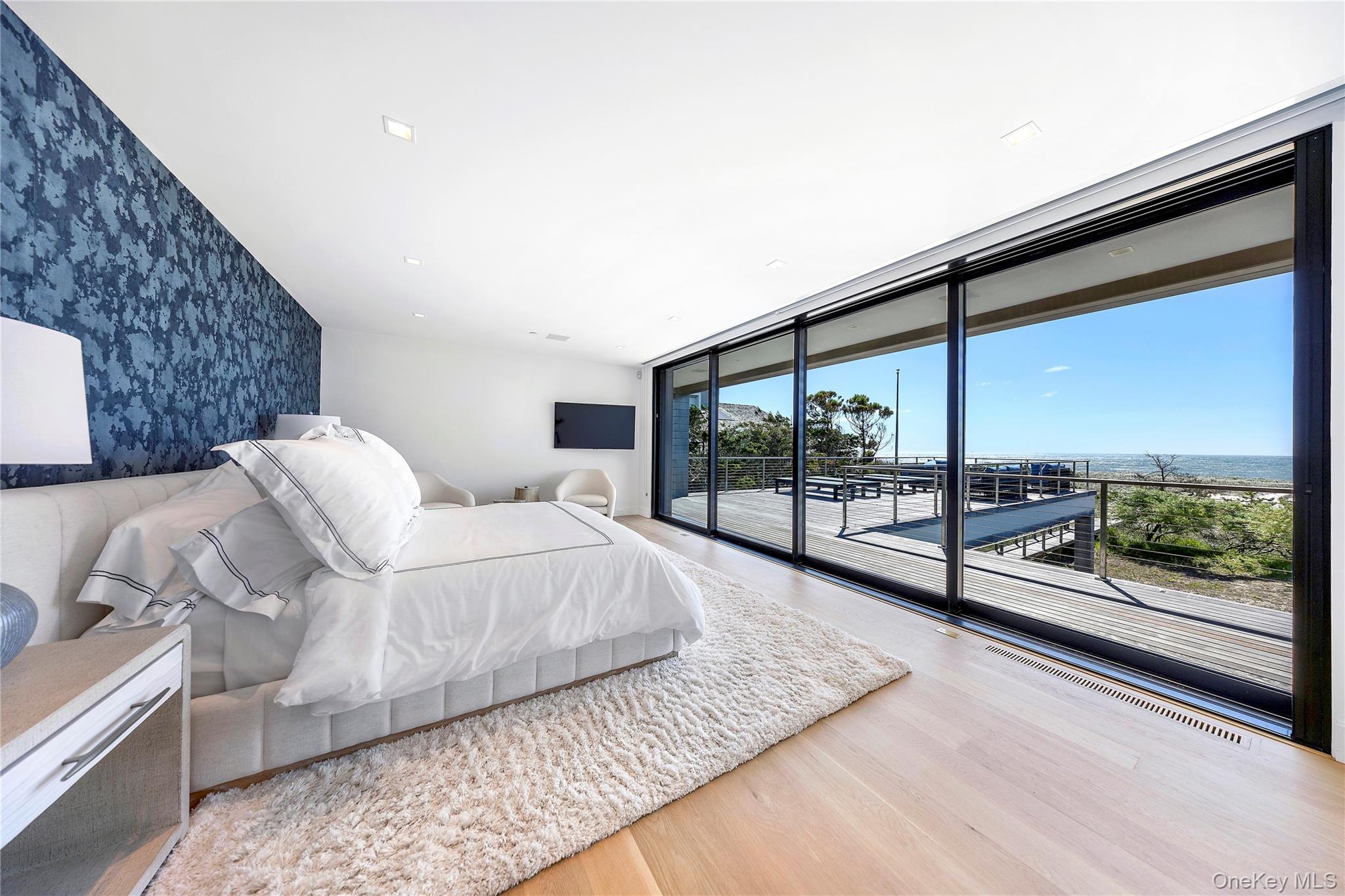 345 Dune Road Westhampton Beach, NY 11978 - Photo 14 of 34