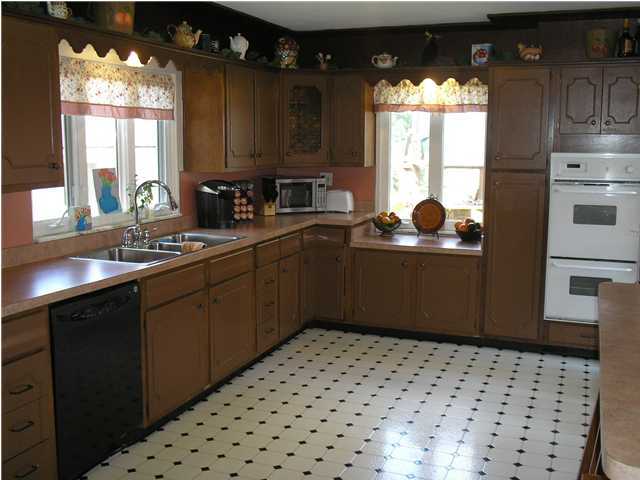 4313 Kinloch Road Louisville, KY 40207 - Photo 8 of 19 Additional Photo