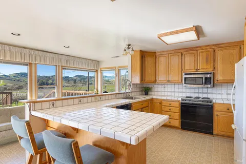 $1,650,000 | 1289 Duhig Road, Napa, CA 94559