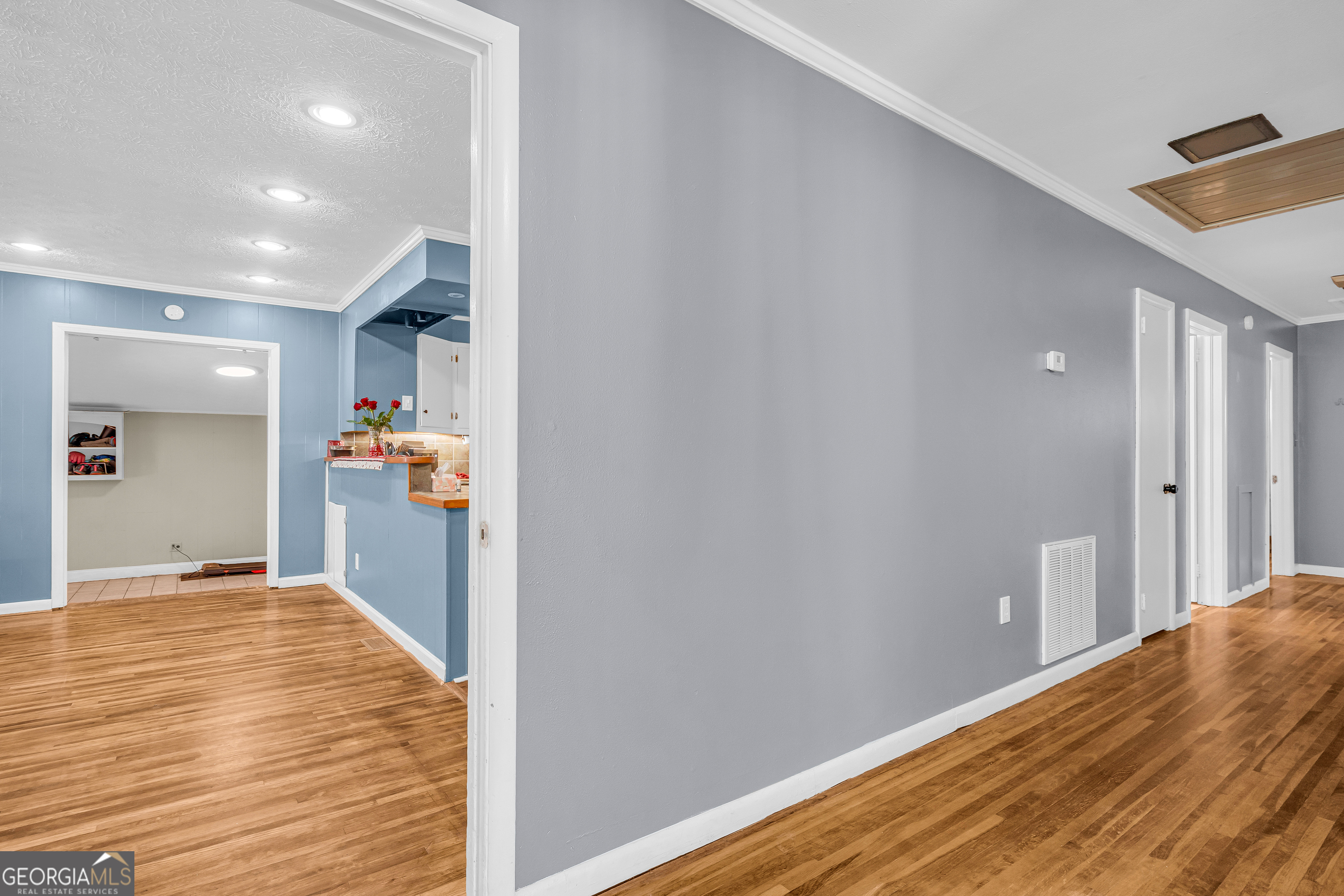 72 Cade Street Hartwell, GA 30643 - Photo 19 of 61