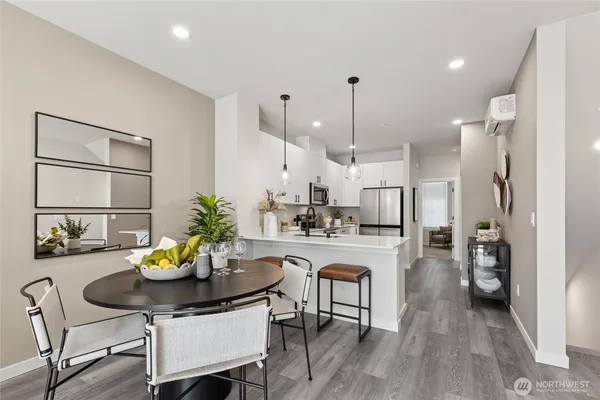 $729,995 | 16111 36th Avenue West, Unit D3, Lynnwood, WA 98087