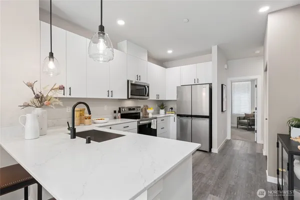 $729,995 | 16111 36th Avenue West, Unit D3, Lynnwood, WA 98087