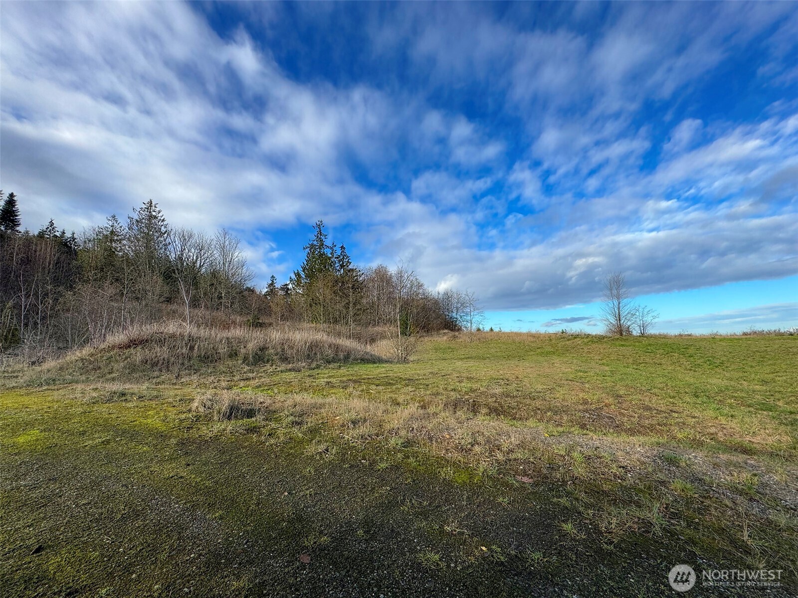 9999 Solana Parkway Sequim, WA 98382 - Photo 31 of 40 a view of an ocean and beach