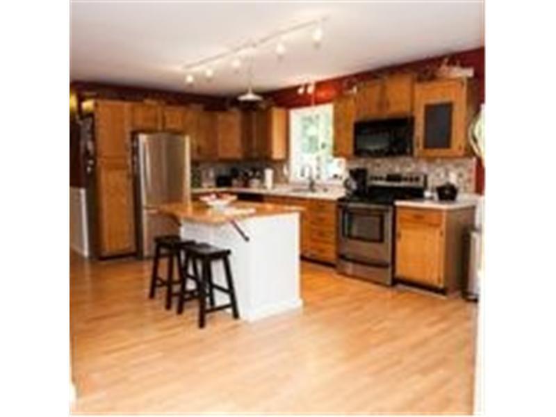 15 Gem Way Windham, ME 04062 - Photo 7 of 20 Kitchen.