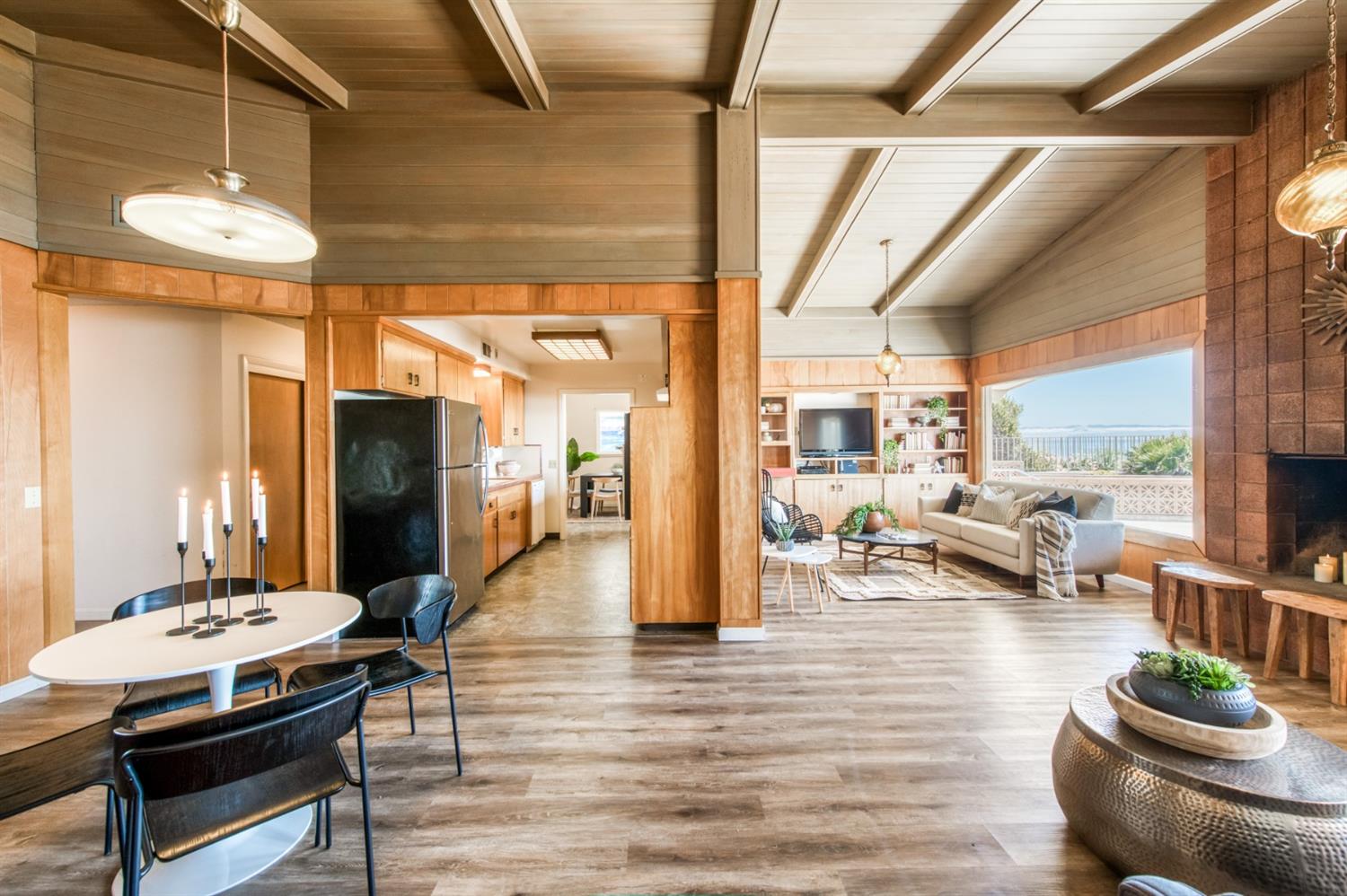 8 Ocean Front Lane Cayucos, CA 93430 - Photo 12 of 32 a living room with furniture and a table