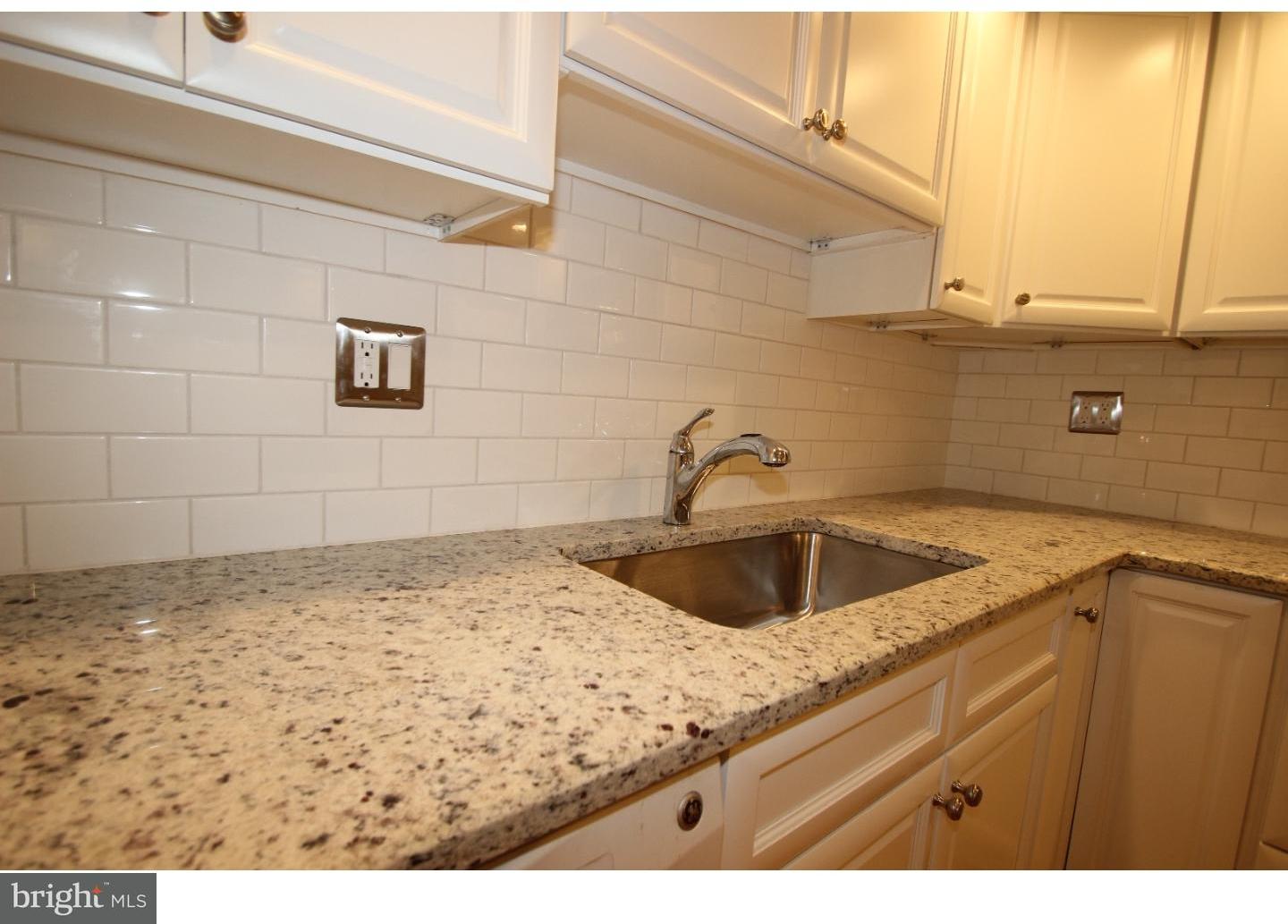 11904 Farwell Road Philadelphia, PA 19154 - Photo 5 of 25 Kitchen