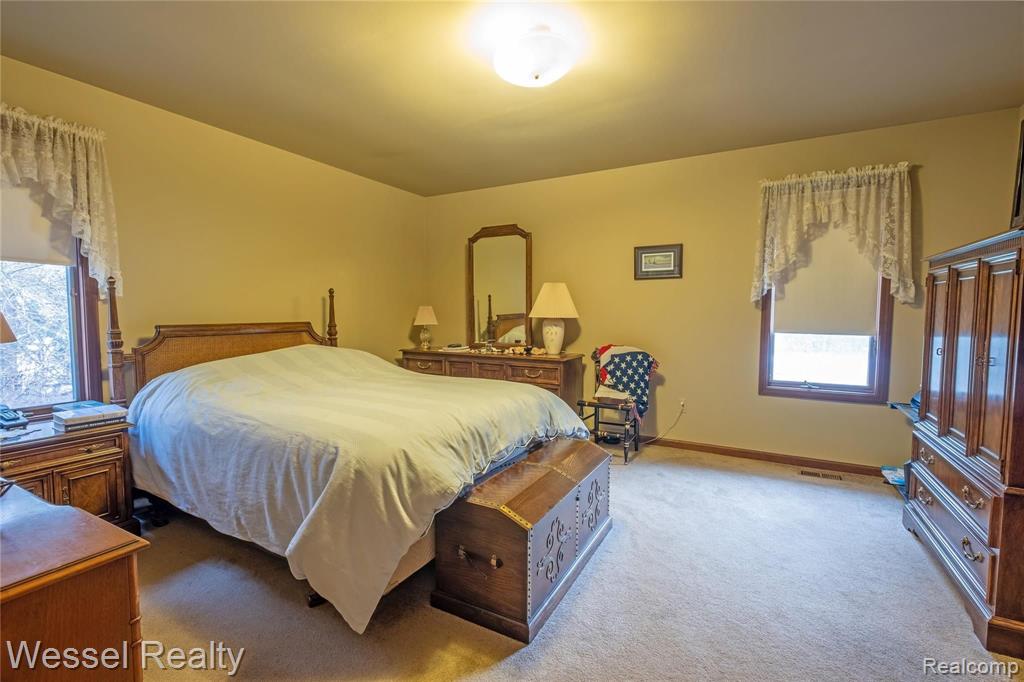 52470 Hayes Road Macomb, MI 48042 - Photo 23 of 25