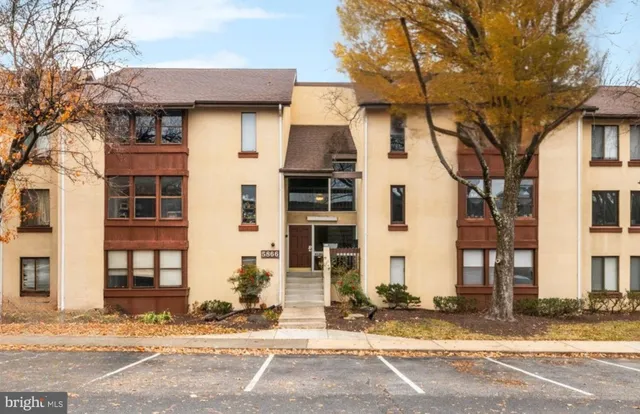 $220,000 | 5866 Thunder Hill Road, Unit A4, Columbia, MD 21045