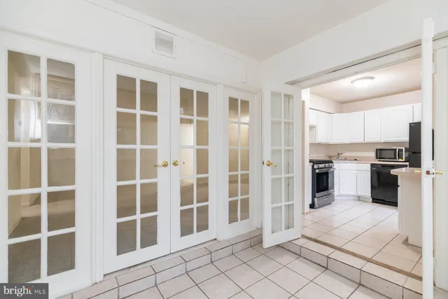 $220,000 | 5866 Thunder Hill Road, Unit A4, Columbia, MD 21045