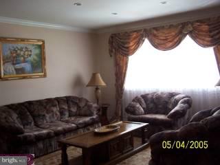 8503 Ridgeway Street Philadelphia, PA 19111 - Photo 2 of 6 Gallery Image 2