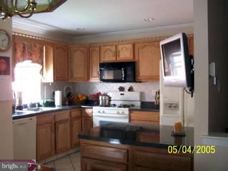8503 Ridgeway Street Philadelphia, PA 19111 - Photo 3 of 6 Gallery Image 3