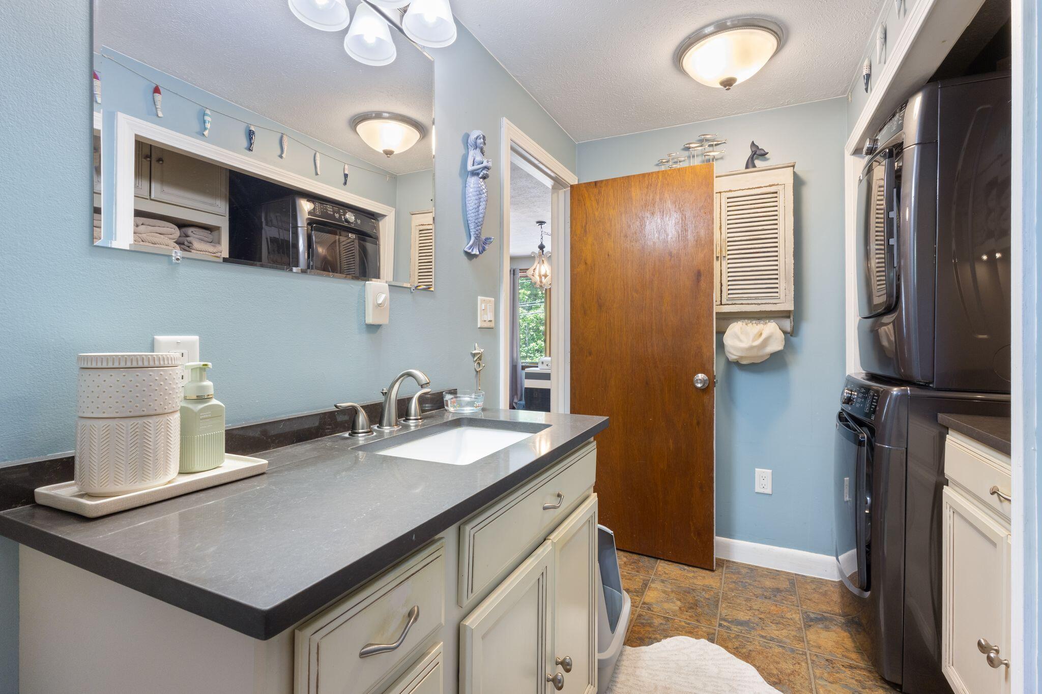 208 New Road Arundel, ME 04046 - Photo 20 of 56 208_New_Rd_125