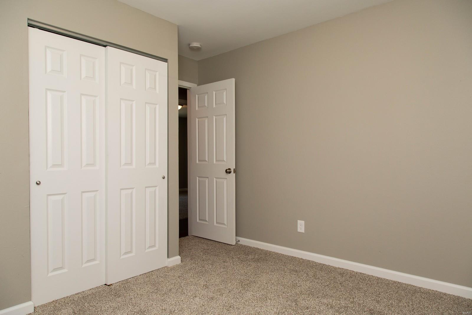 42 Roland Avenue Ballwin, MO 63021 - Photo 18 of 27 Gallery Image 18