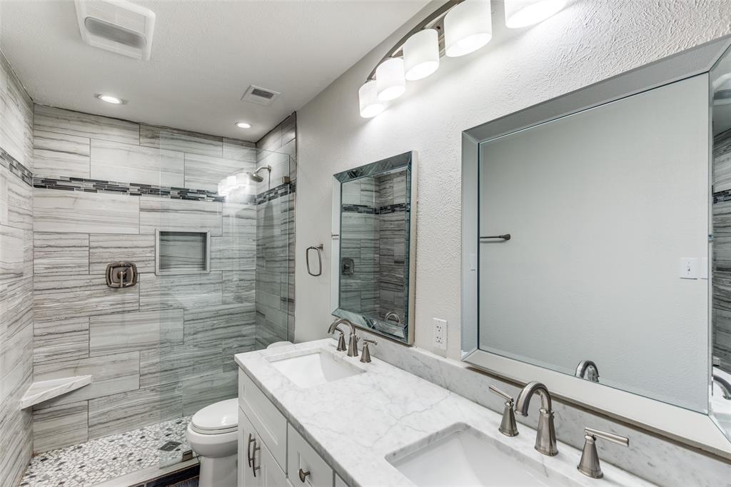 852 Northwood Road Fort Worth, TX 76107 - Photo 13 of 19