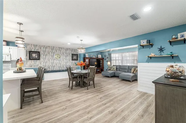 $215,000 | 8711 Southwest 92nd Place, Unit D, Ocala, FL 34481