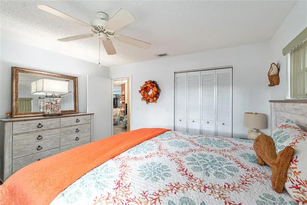 $215,000 | 8711 Southwest 92nd Place, Unit D, Ocala, FL 34481
