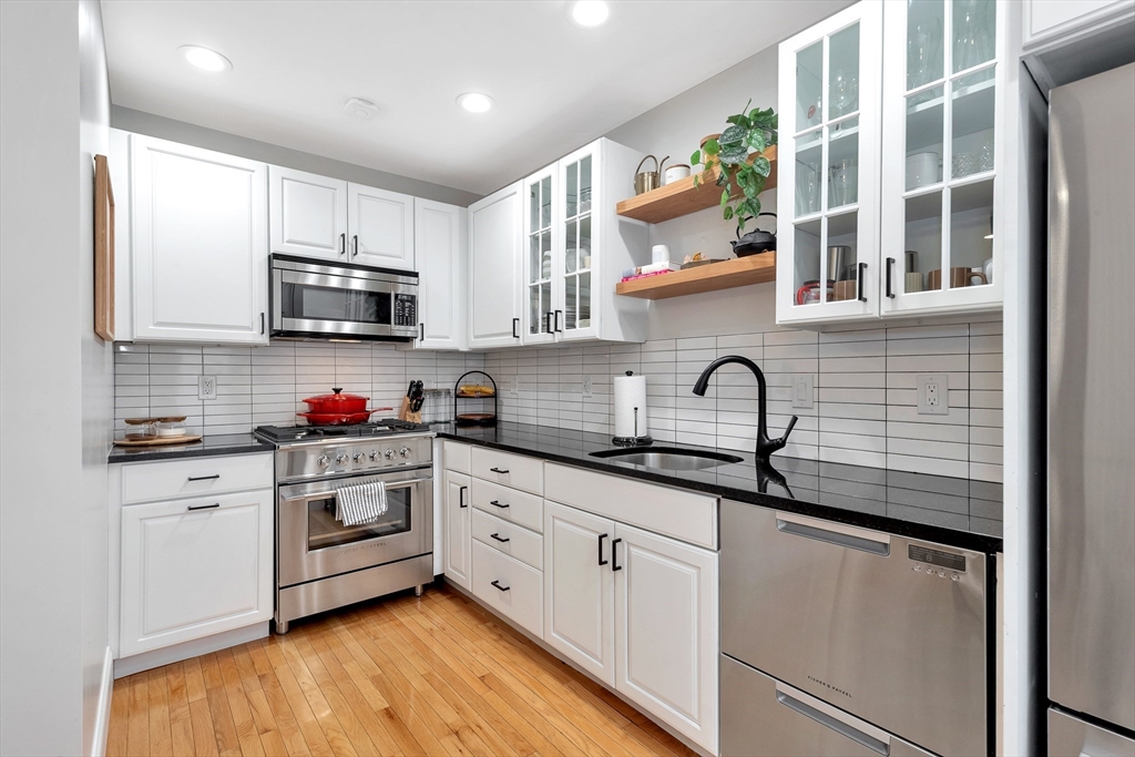 7 Mill Street, Unit 7 Arlington, MA 02476 - Photo 15 of 42