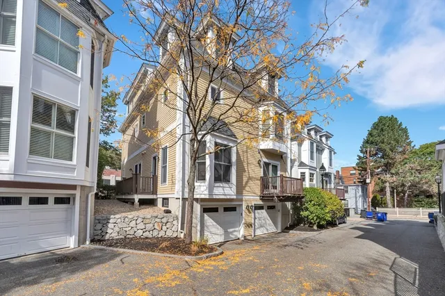 $970,000 | 7 Mill Street, Unit 7, Arlington, MA 02476