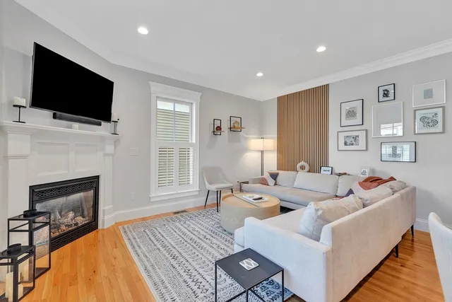 $970,000 | 7 Mill Street, Unit 7, Arlington, MA 02476