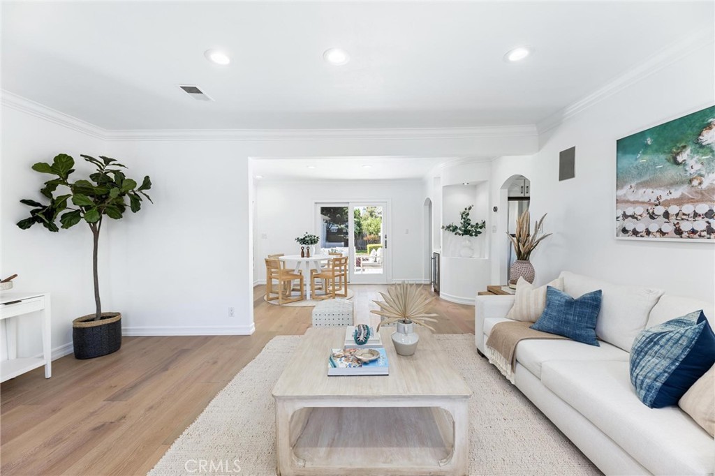 3219 Gibson Place Redondo Beach, CA 90278 - Photo 10 of 47 a living room with furniture and a potted plant
