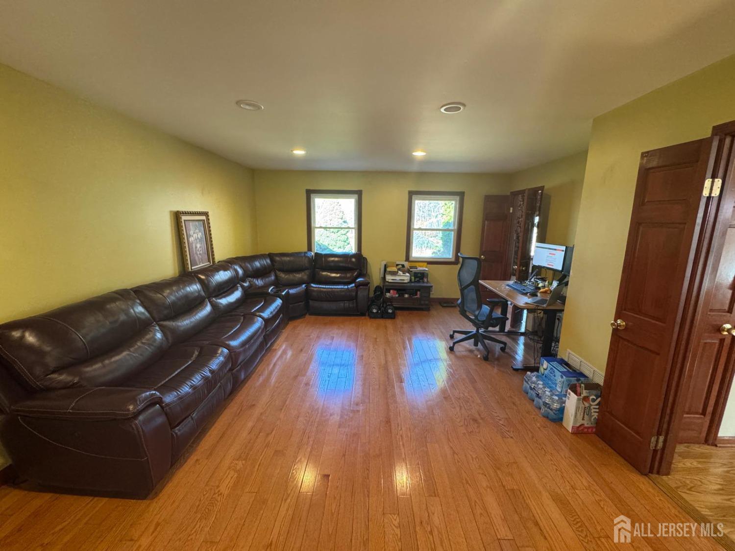 23 Butcher Road Monroe Township, NJ 08831 - Photo 11 of 11