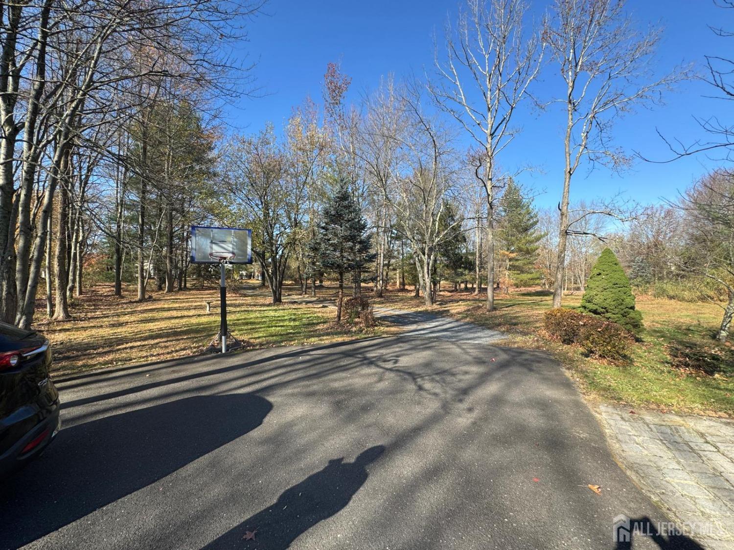 23 Butcher Road Monroe Township, NJ 08831 - Photo 3 of 11