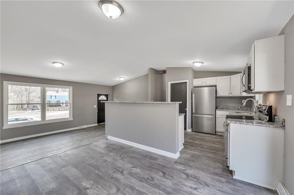 22 Riviera Road Pittsburgh, PA 15239 - Photo 6 of 25 Gallery Image 6
