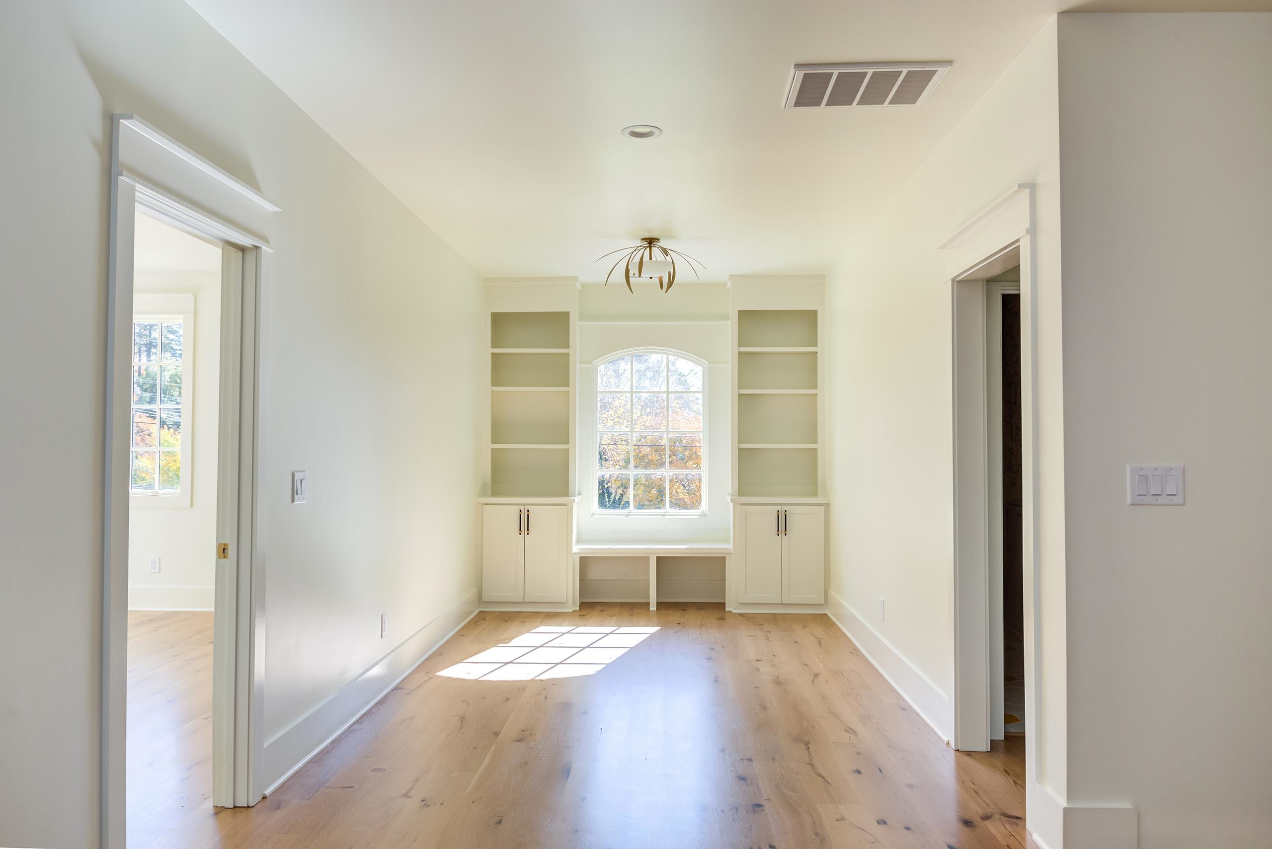 622 Shelley Road Raleigh, NC 27609 - Photo 14 of 30 Photo 14
