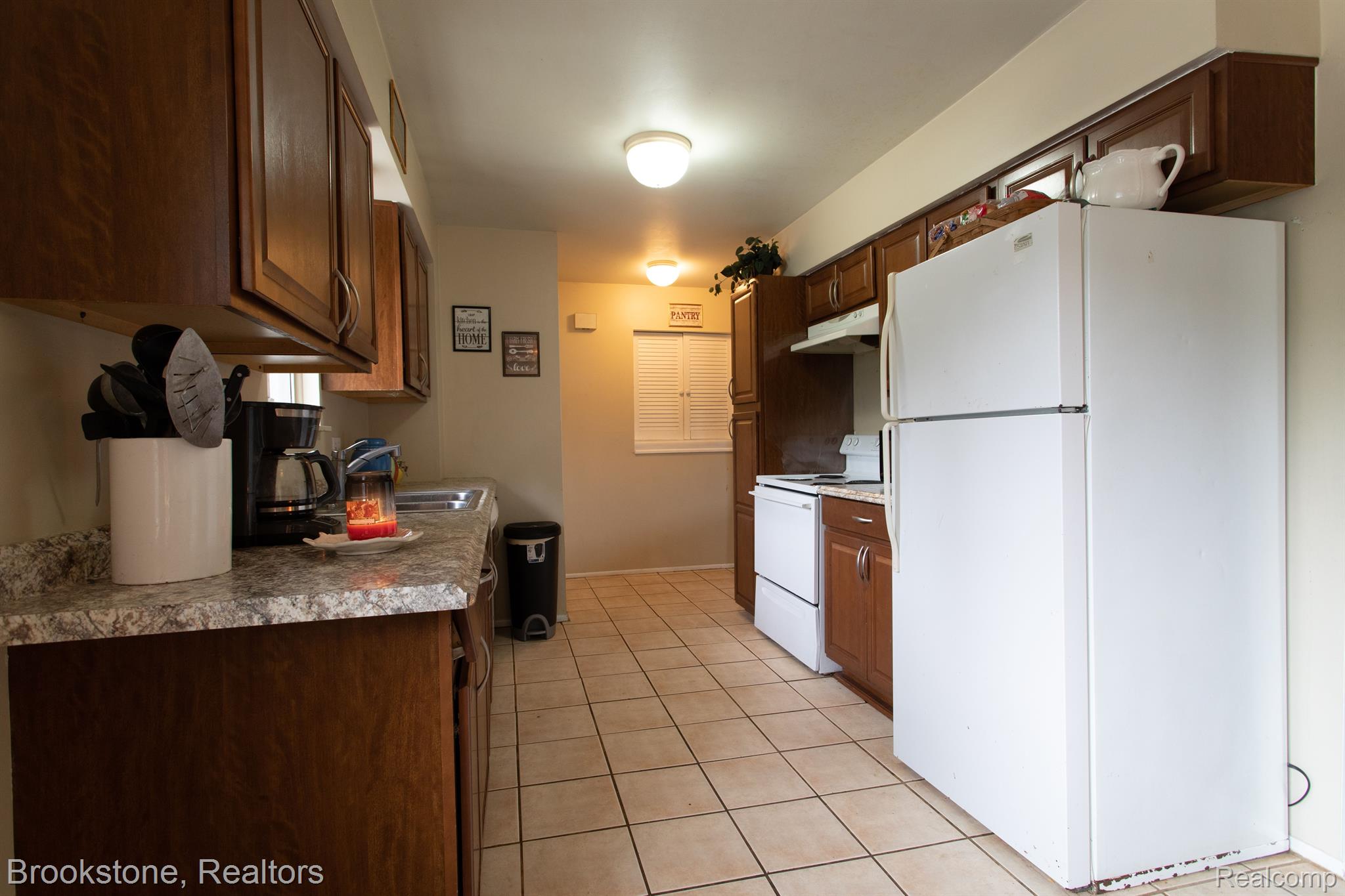 122 Campbell Street Rochester, MI 48307 - Photo 21 of 32 Gallery Image 21