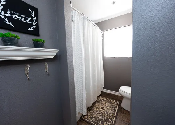 $675,000 | 1024 Highway 82, Brownfield, TX 79316