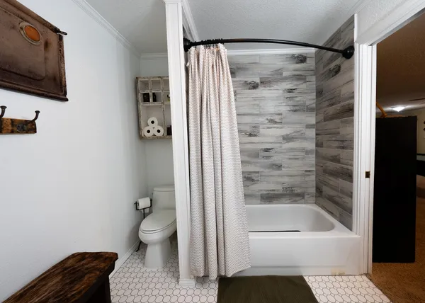 $675,000 | 1024 Highway 82, Brownfield, TX 79316