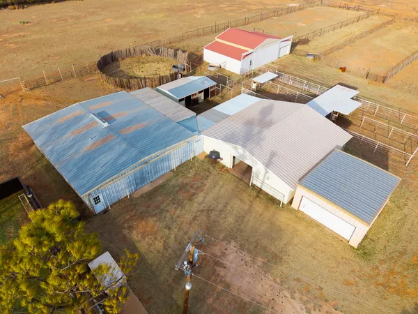 $675,000 | 1024 Highway 82, Brownfield, TX 79316