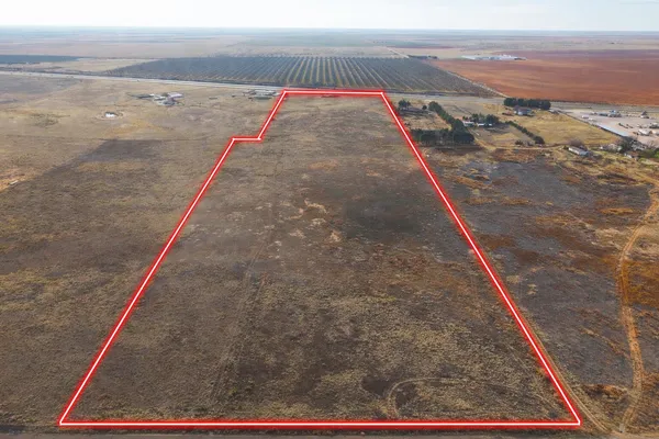 $675,000 | 1024 Highway 82, Brownfield, TX 79316