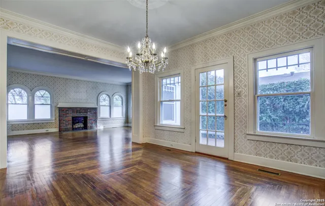 $2,295 | 308 Harrison Avenue, Alamo Heights, TX 78209