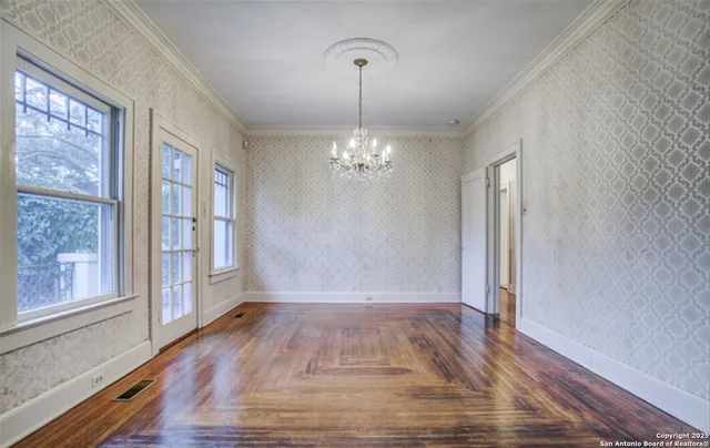 $2,295 | 308 Harrison Avenue, Alamo Heights, TX 78209