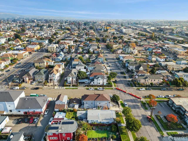 $850,000 | 1748 East 15th Street, Oakland, CA 94606