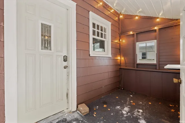 $199,999 | 1222 East Beardsley Avenue, Elkhart, IN 46514