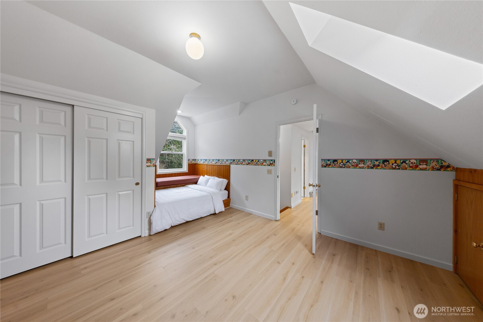 2513 29th Street Anacortes, WA 98221 - Photo 25 of 40