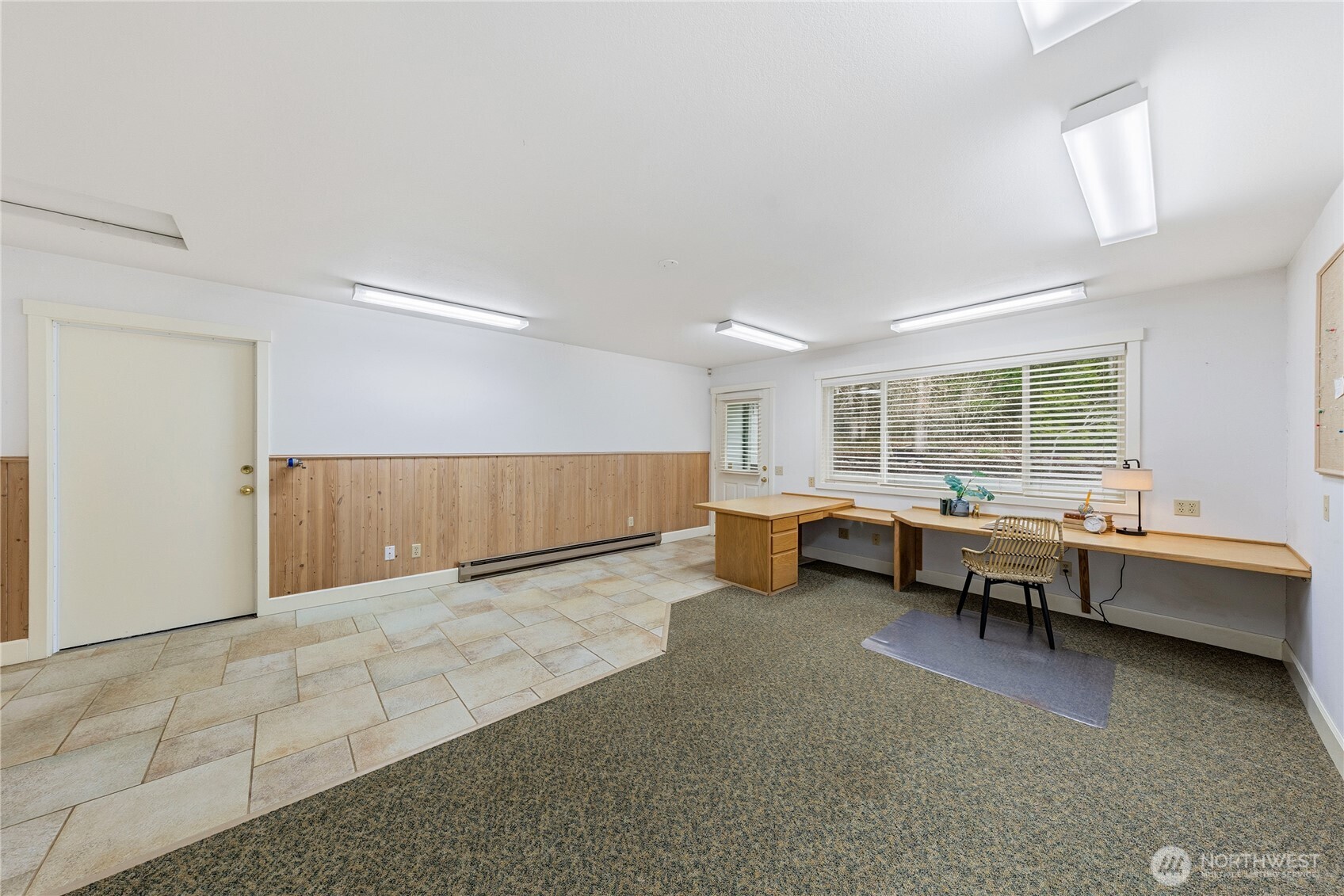 2513 29th Street Anacortes, WA 98221 - Photo 27 of 40